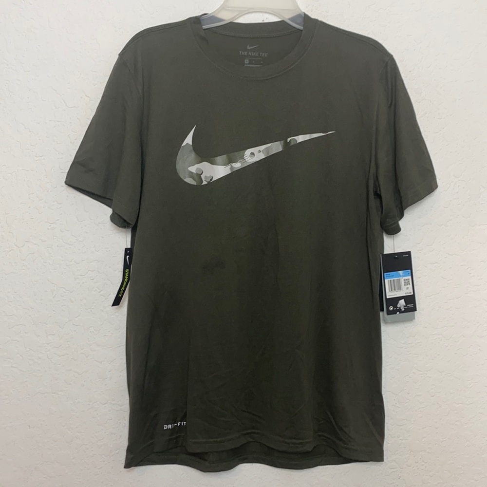 ✅NWT Nike Army Green Olive Shirt Size M